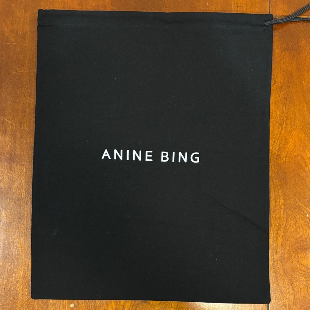 Anine Bing Black Logo Pouch‎